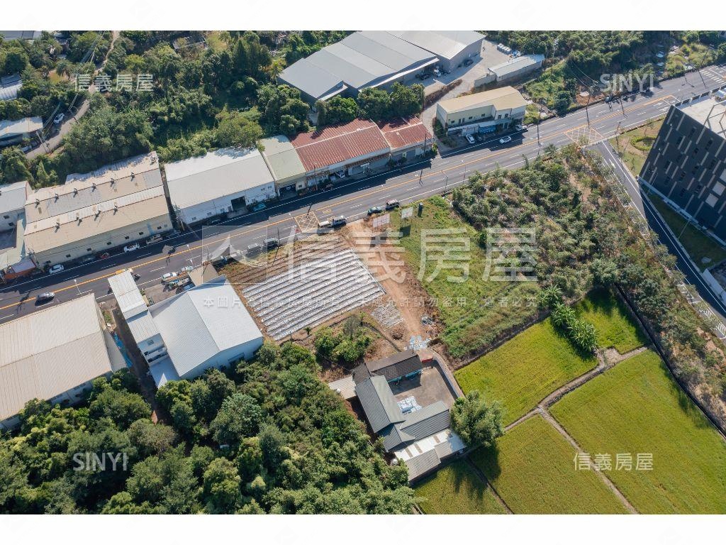 潭子臨路大面寬土地房屋室內格局與周邊環境