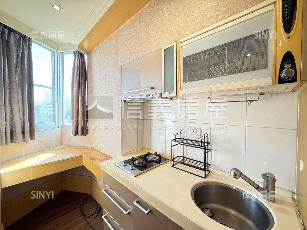 可看！近市政府香榭捷運宅房屋室內格局與周邊環境