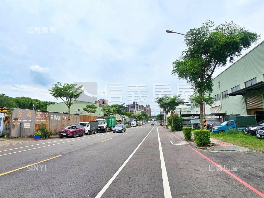 中謹雲頂ＭＩＴ廠房Ｂ房屋室內格局與周邊環境