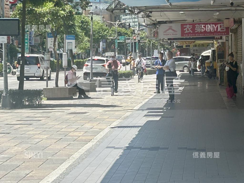 專任、正松山路金店面房屋室內格局與周邊環境