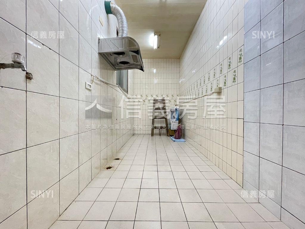 頭前庄大面寬方正一樓房屋室內格局與周邊環境