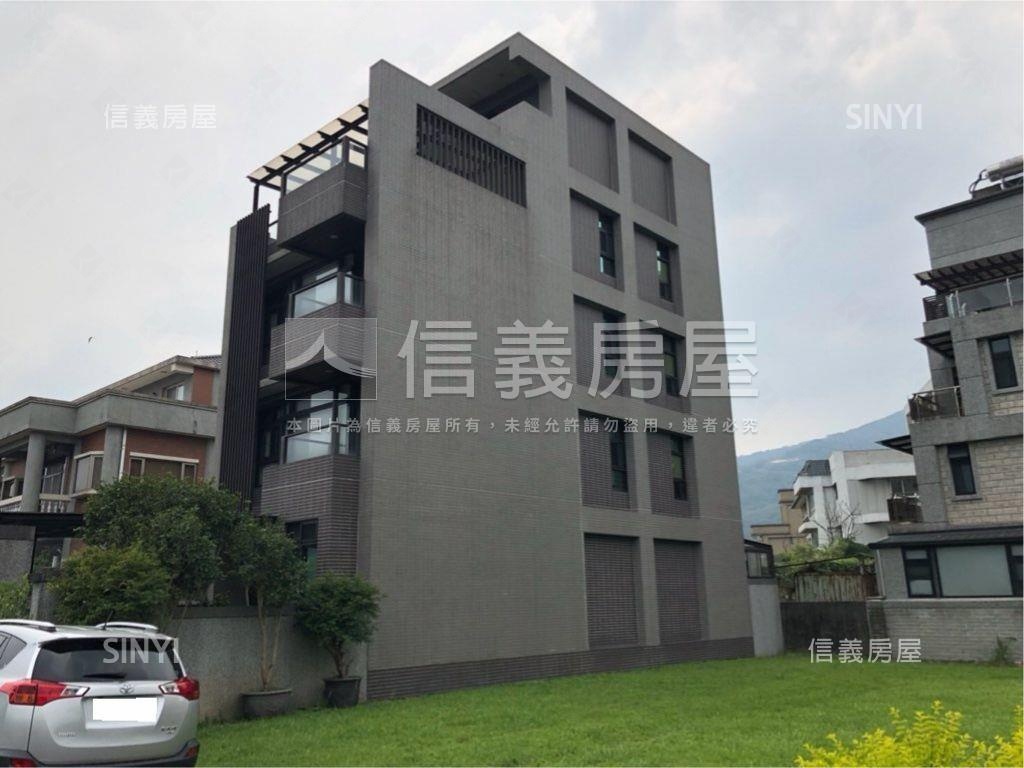 新店獨棟電梯別墅房屋室內格局與周邊環境