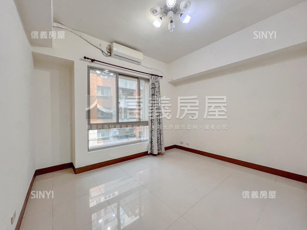 美術館採光通風三房平車房屋室內格局與周邊環境