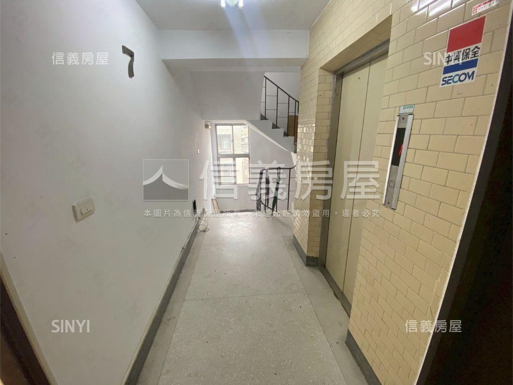 明曜忠敦捷運高樓電梯兩房房屋室內格局與周邊環境