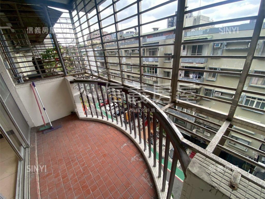 明曜忠敦捷運高樓電梯兩房房屋室內格局與周邊環境