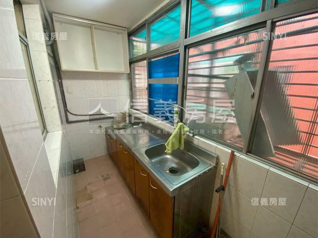 明曜忠敦捷運高樓電梯兩房房屋室內格局與周邊環境