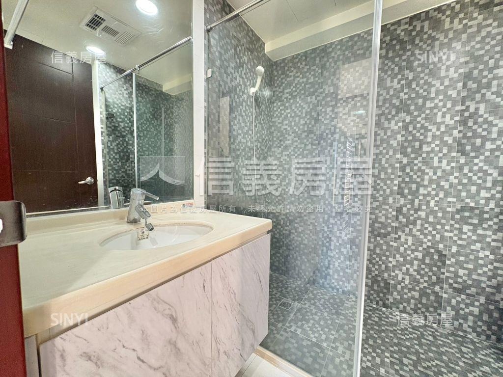 南屯首購邊間兩房平車房屋室內格局與周邊環境