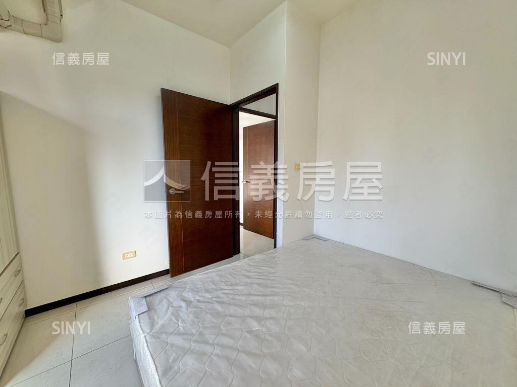 南屯首購邊間兩房平車房屋室內格局與周邊環境