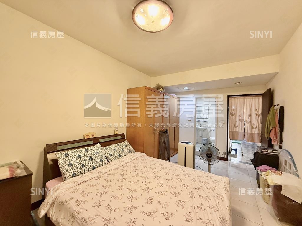 亞灣稀有屋況佳一樓寓邸房屋室內格局與周邊環境