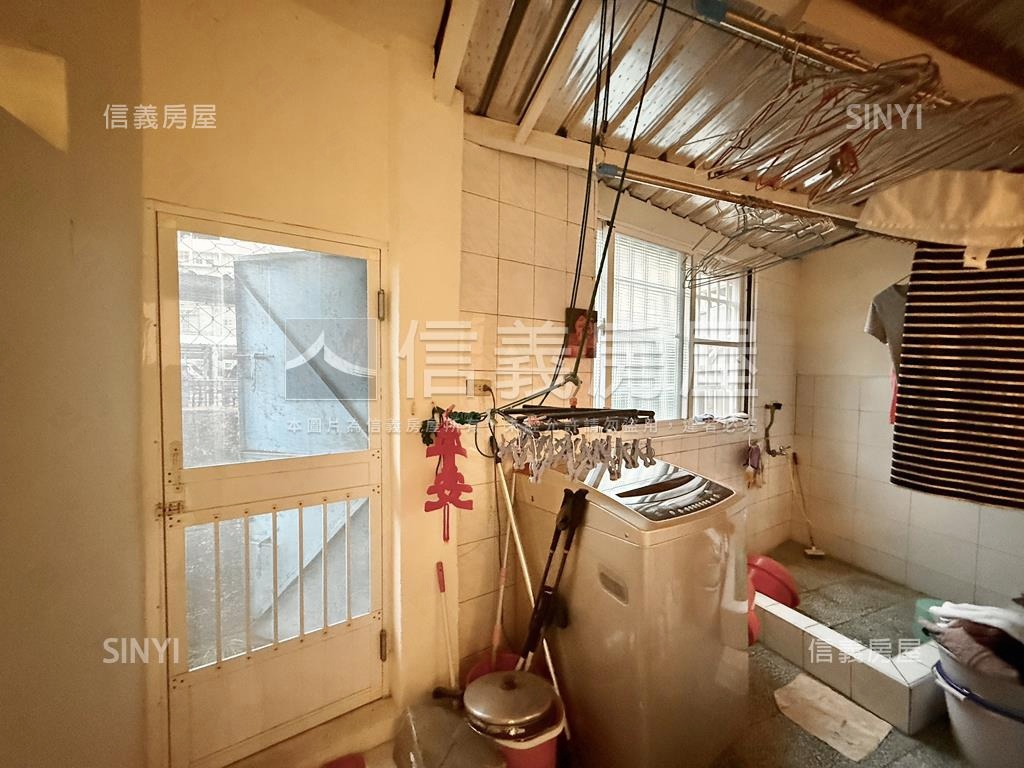 亞灣稀有屋況佳一樓寓邸房屋室內格局與周邊環境