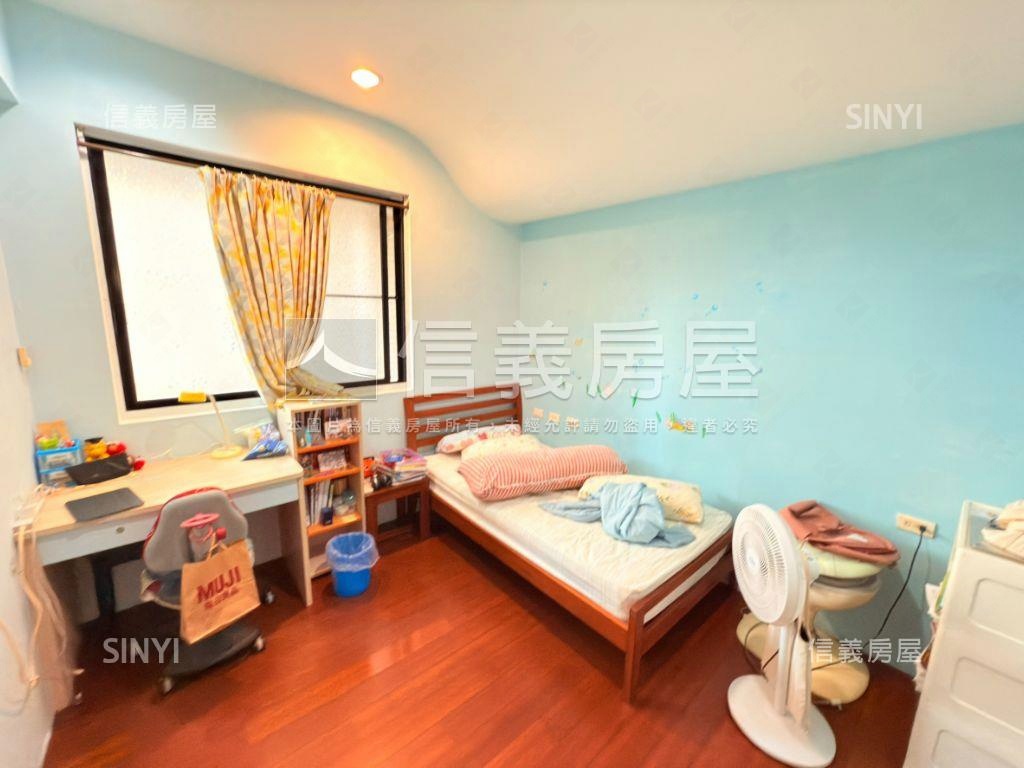 稀有‧喬立世紀觀三房平車房屋室內格局與周邊環境