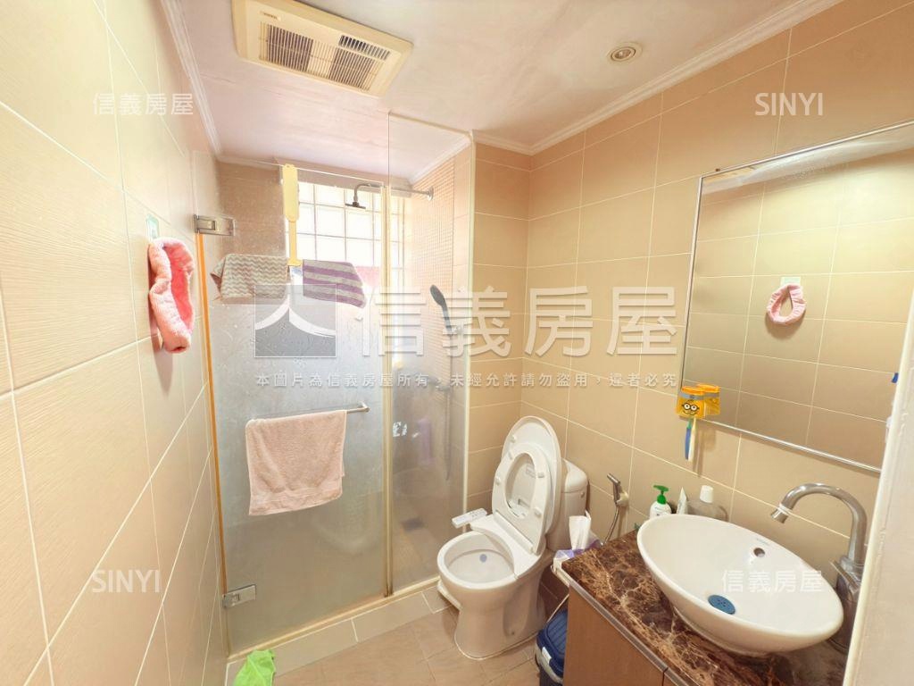 稀有‧喬立世紀觀三房平車房屋室內格局與周邊環境