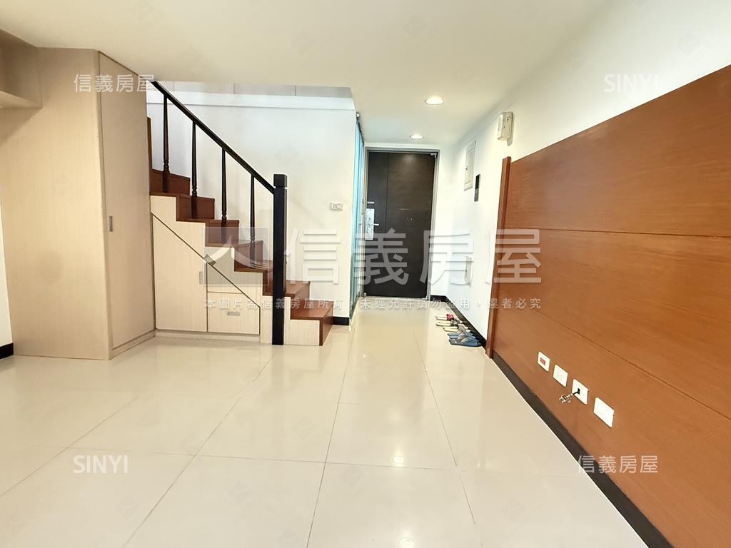 碧空如洗大窗美景ＥＡＴ房屋室內格局與周邊環境