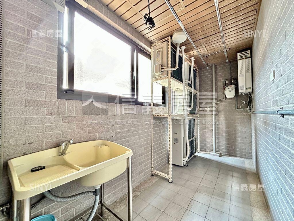 時光織錦視野邊間三房平車房屋室內格局與周邊環境