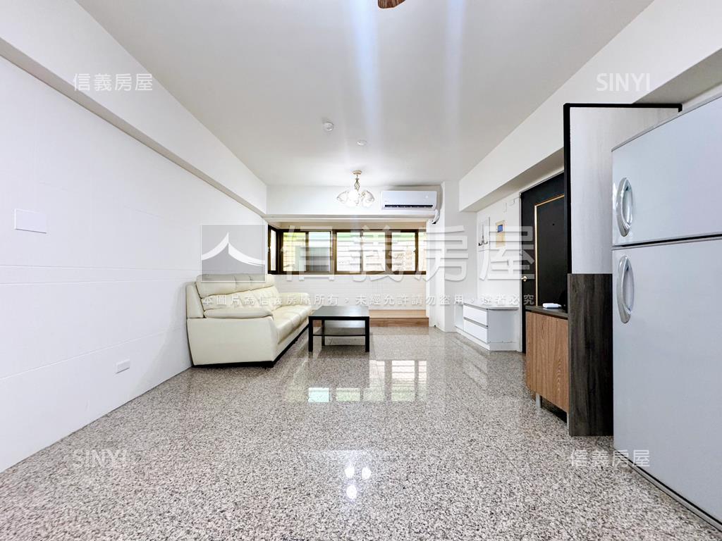 衛武營商圈美三房平車房屋室內格局與周邊環境