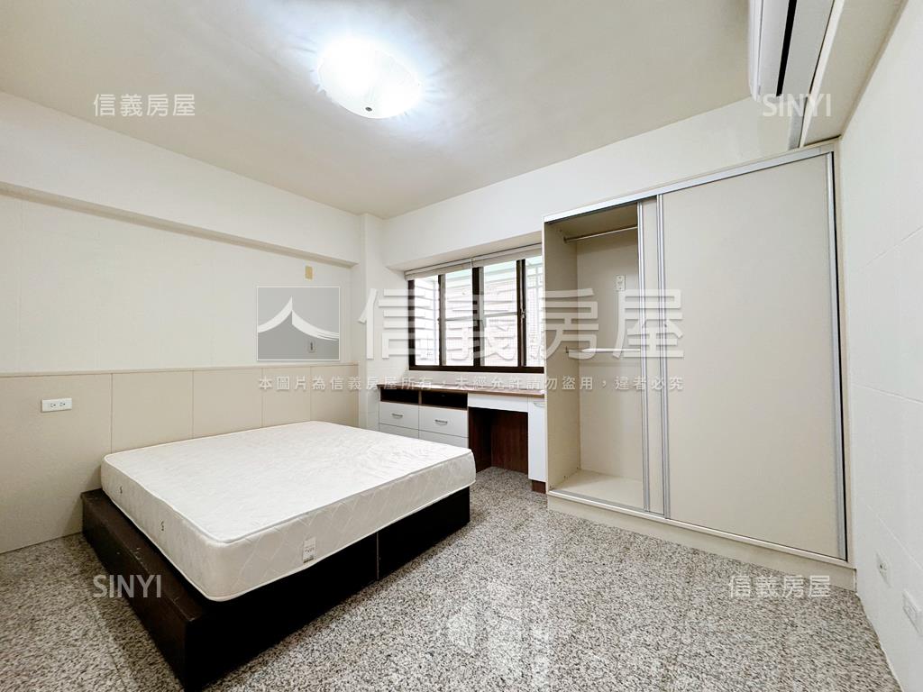 衛武營商圈美三房平車房屋室內格局與周邊環境