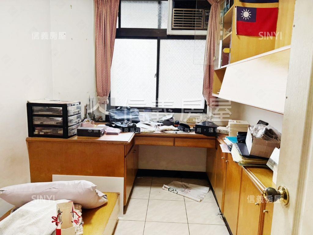 內湖捷運三房優質二樓美寓房屋室內格局與周邊環境