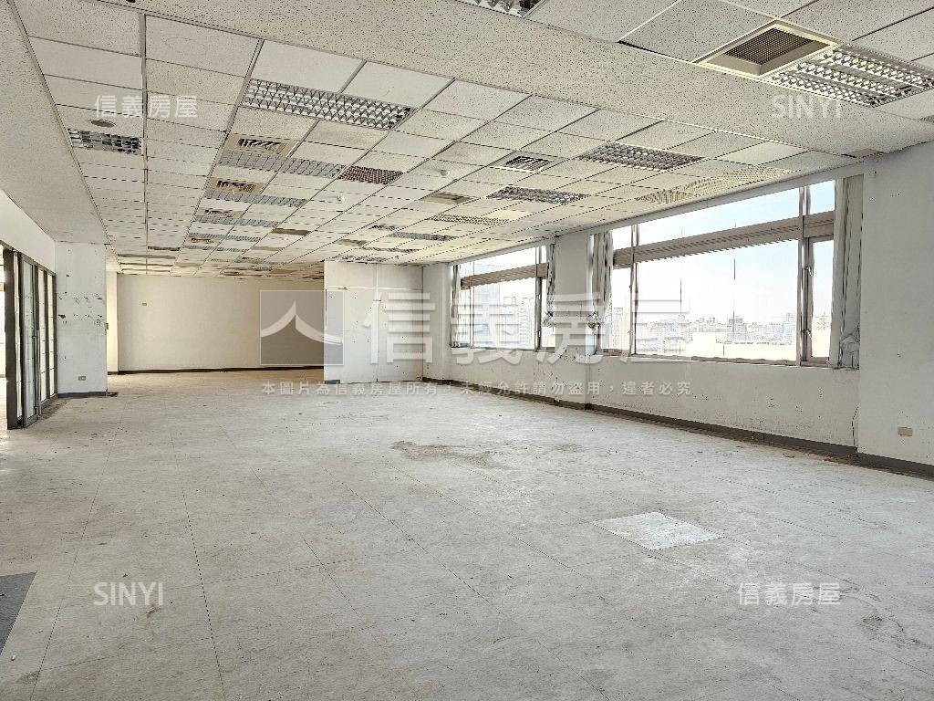 中壢工業區６７５３廠房房屋室內格局與周邊環境