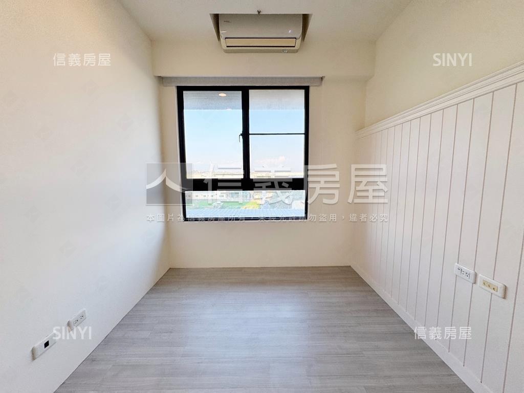 華鳳精裝四房平車房屋室內格局與周邊環境