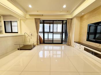 近文山精裝四房平車