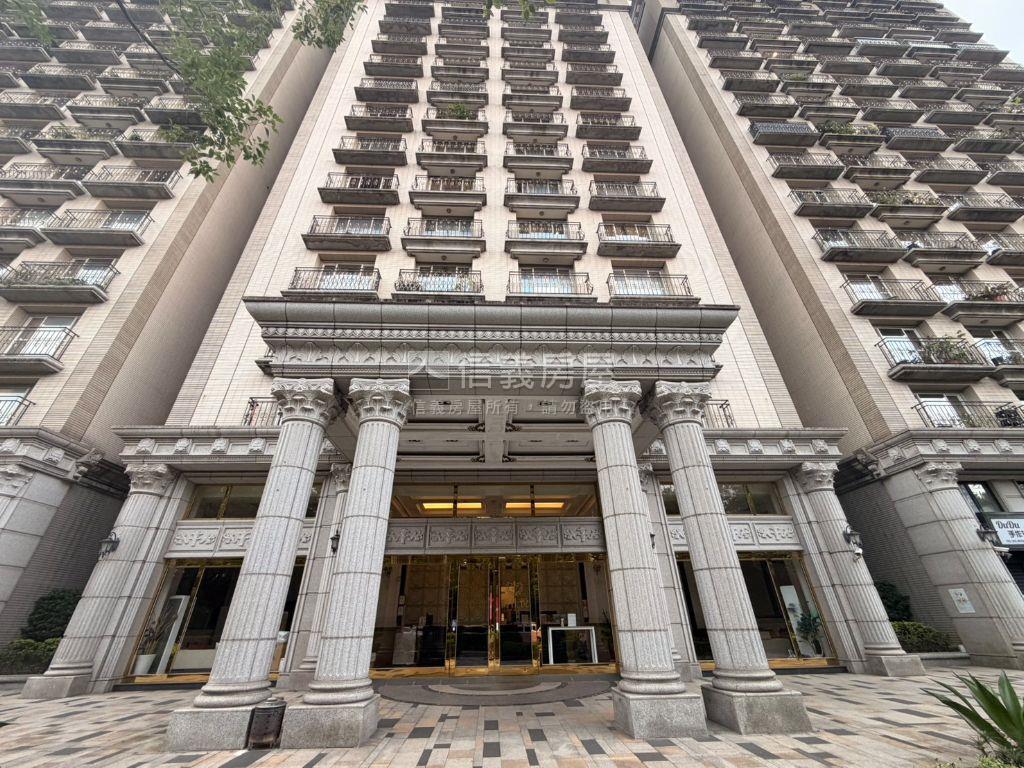 爵仕悅優質四房車房屋室內格局與周邊環境