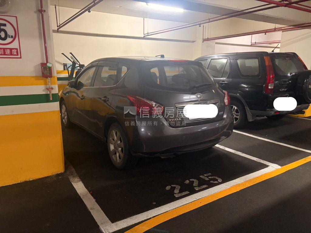 爵仕悅優質四房車房屋室內格局與周邊環境