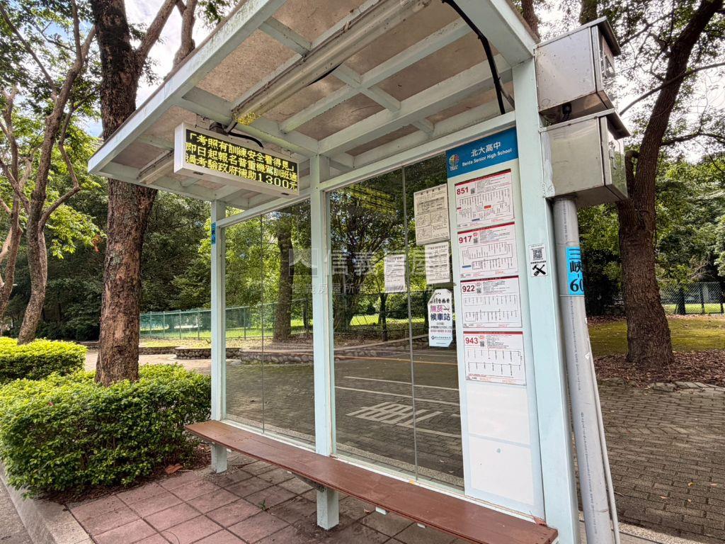 爵仕悅優質四房車房屋室內格局與周邊環境