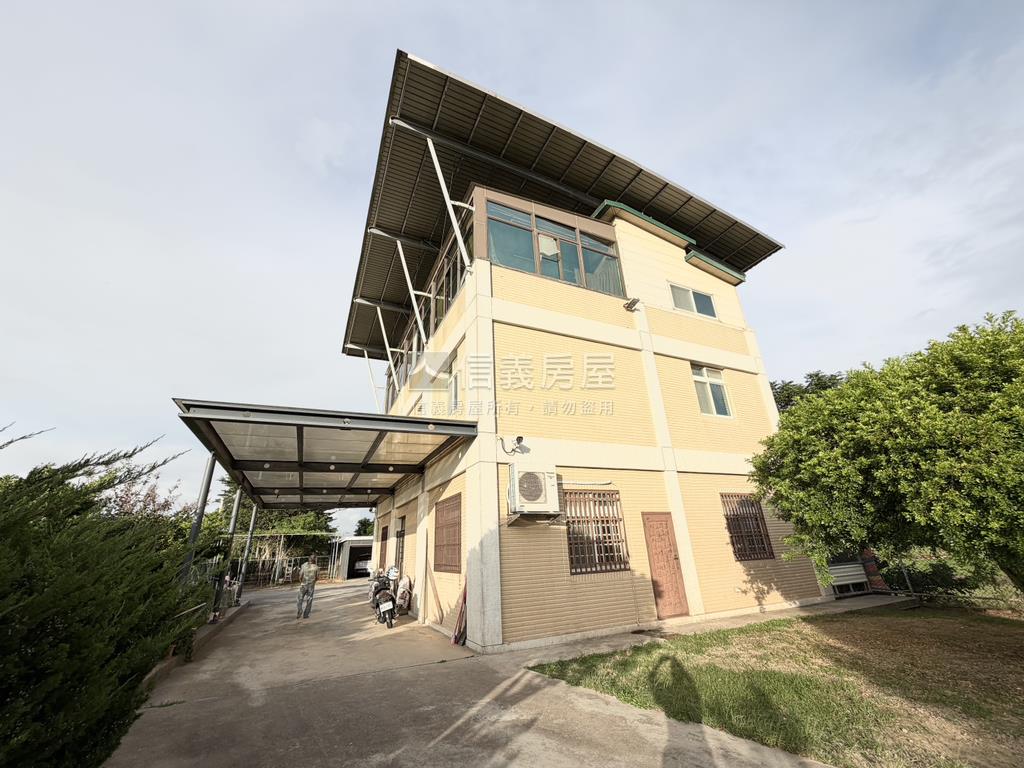 土地約６０５坪的合法農舍房屋室內格局與周邊環境
