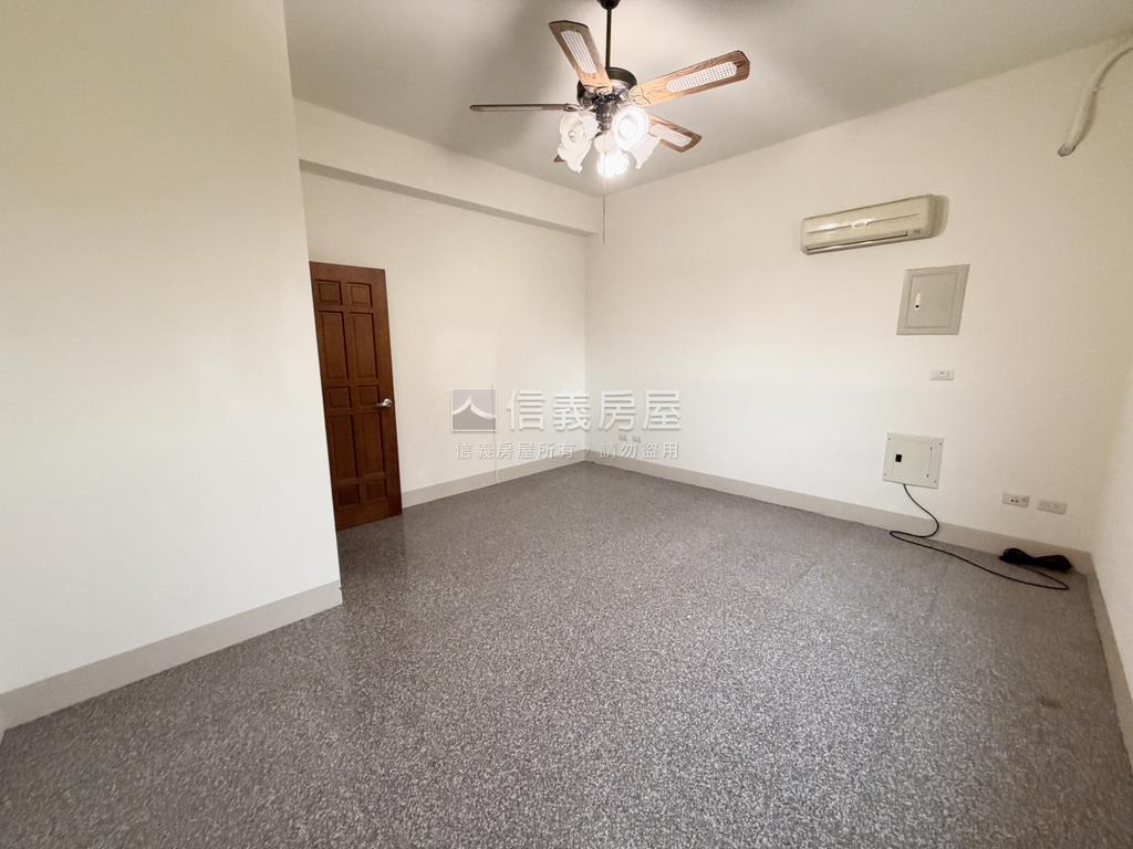 土地約６０５坪的合法農舍房屋室內格局與周邊環境