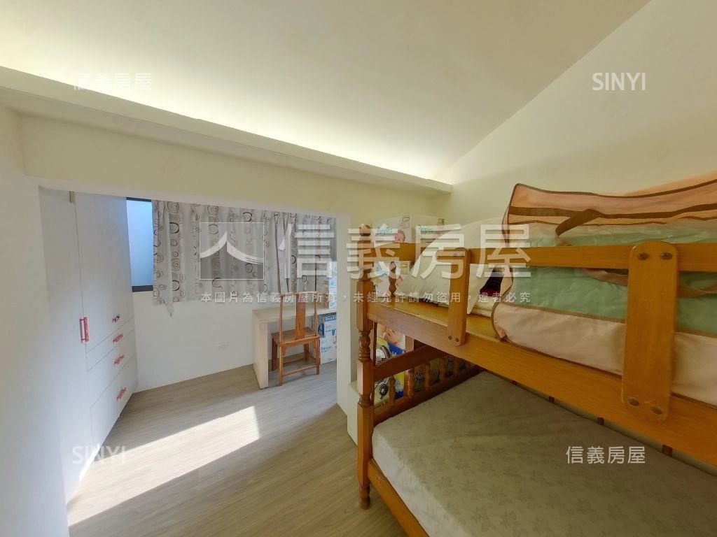 小城邊間裝潢唯美豪邸房屋室內格局與周邊環境