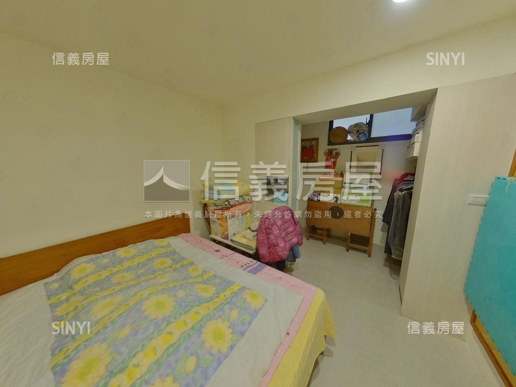 小城邊間裝潢唯美豪邸房屋室內格局與周邊環境