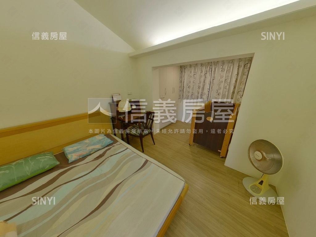 小城邊間裝潢唯美豪邸房屋室內格局與周邊環境