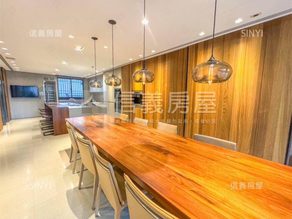 美術館總裁奢豪四車墅房屋室內格局與周邊環境