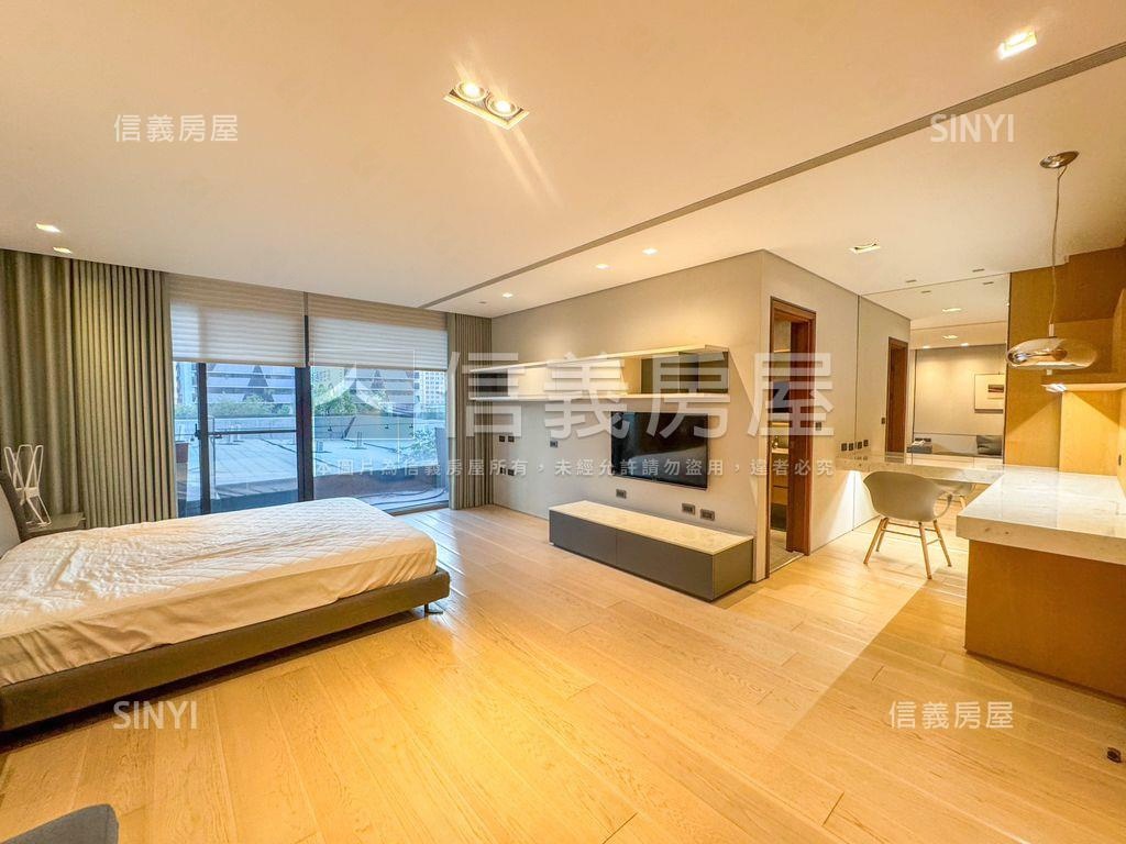美術館總裁奢豪四車墅房屋室內格局與周邊環境