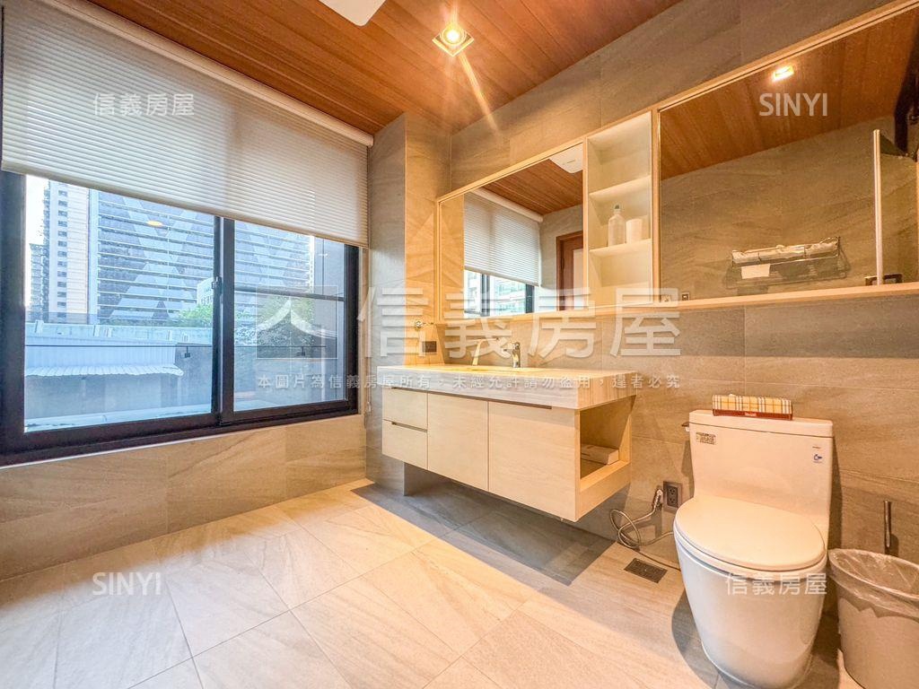美術館總裁奢豪四車墅房屋室內格局與周邊環境