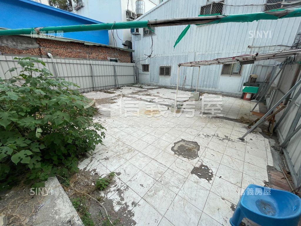 前鎮拼圖土地房屋室內格局與周邊環境