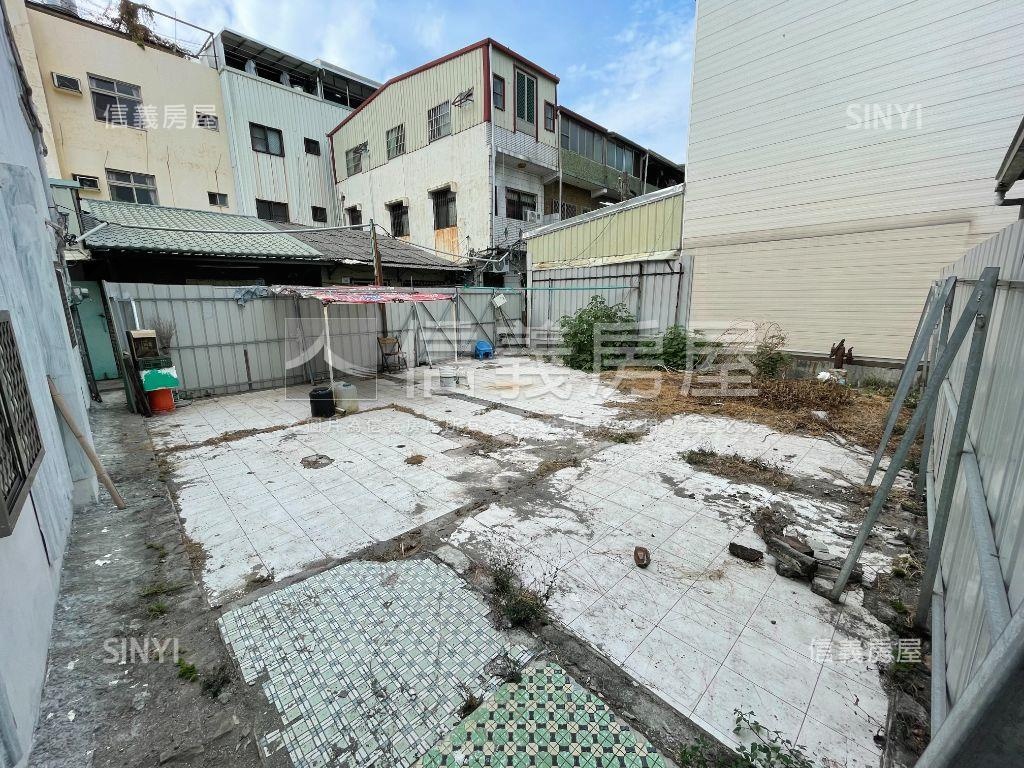 前鎮拼圖土地房屋室內格局與周邊環境