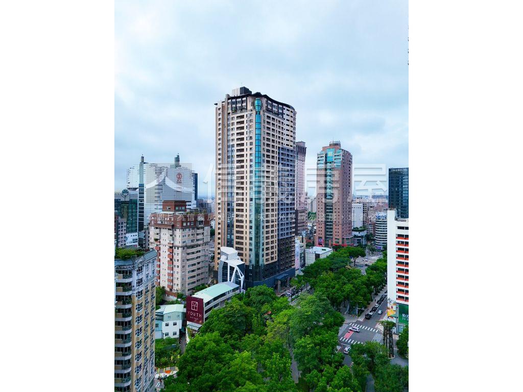 百達馥麗次頂樓尊榮視野戶房屋室內格局與周邊環境