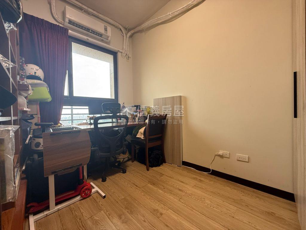 御風景觀高樓兩房車位房屋室內格局與周邊環境