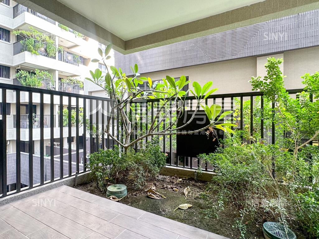 未居住過捷運旁三房平車房屋室內格局與周邊環境