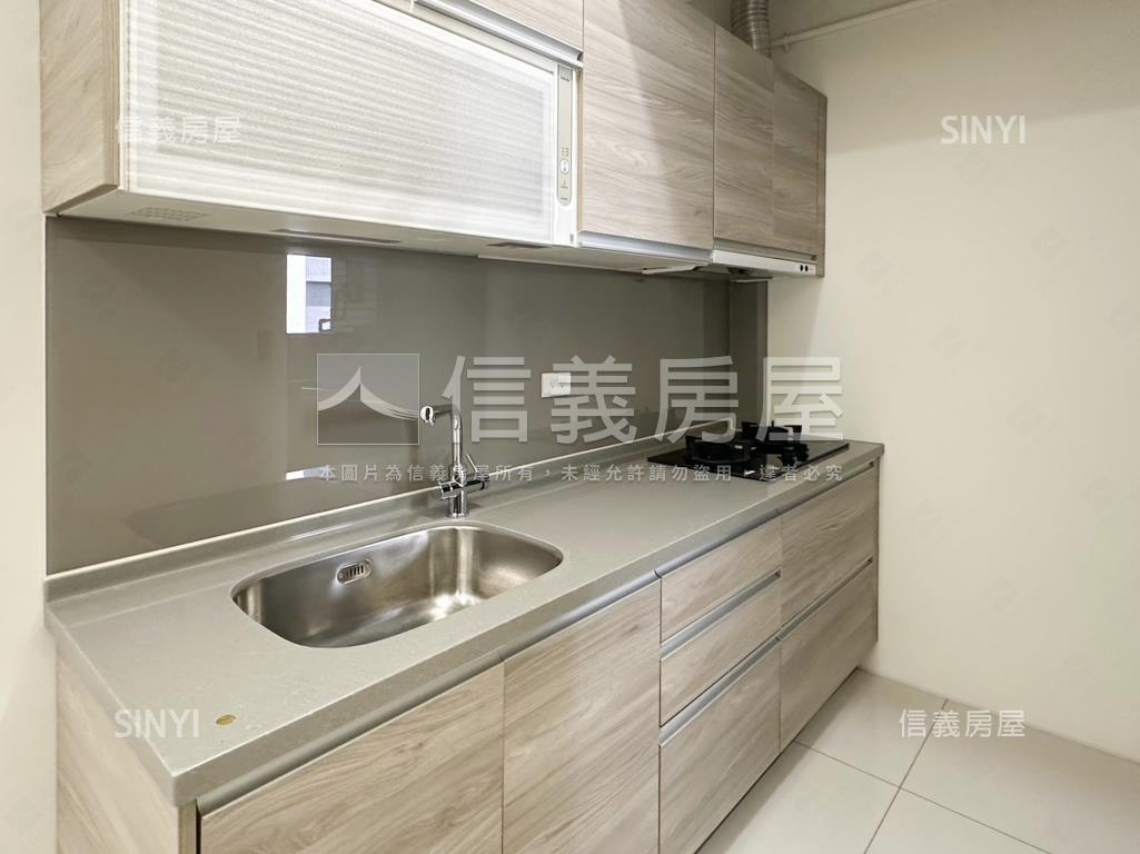 未居住過捷運旁三房平車房屋室內格局與周邊環境