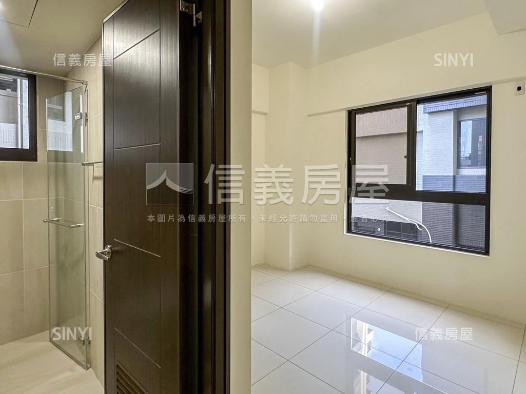 未居住過捷運旁三房平車房屋室內格局與周邊環境