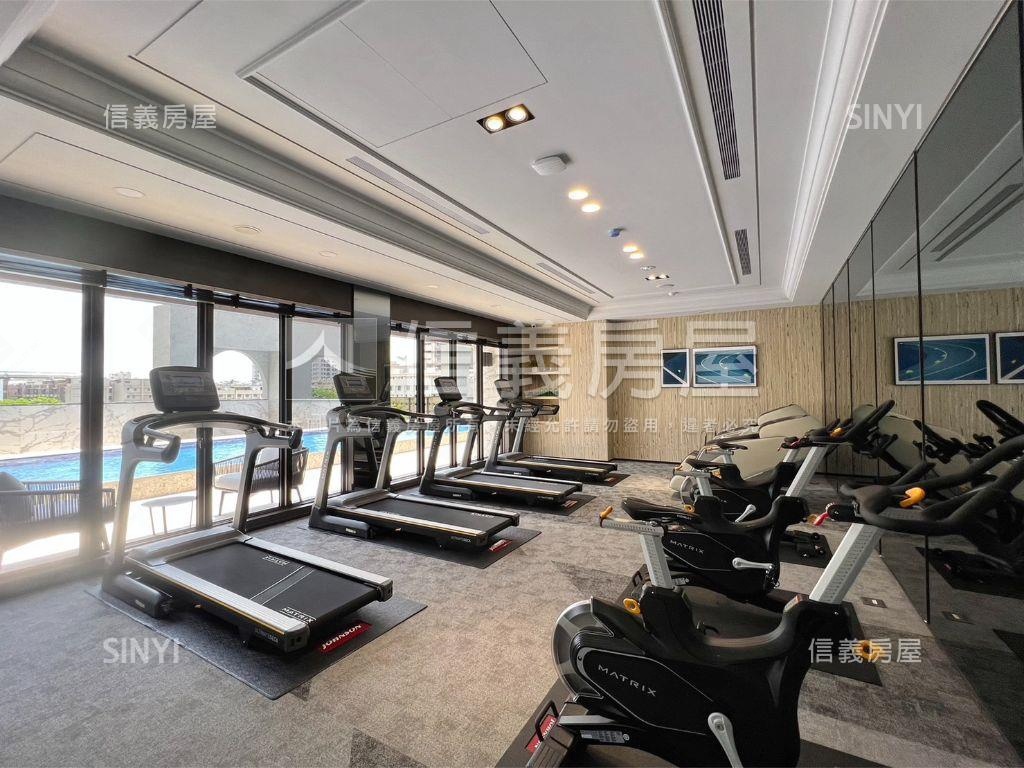 未居住過捷運旁三房平車房屋室內格局與周邊環境