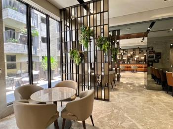 未居住過捷運旁三房平車