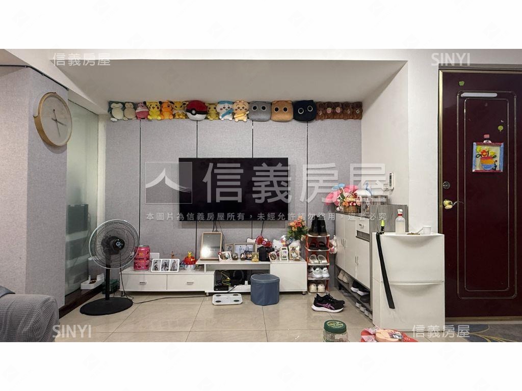榮星花園低總裝潢美寓房屋室內格局與周邊環境