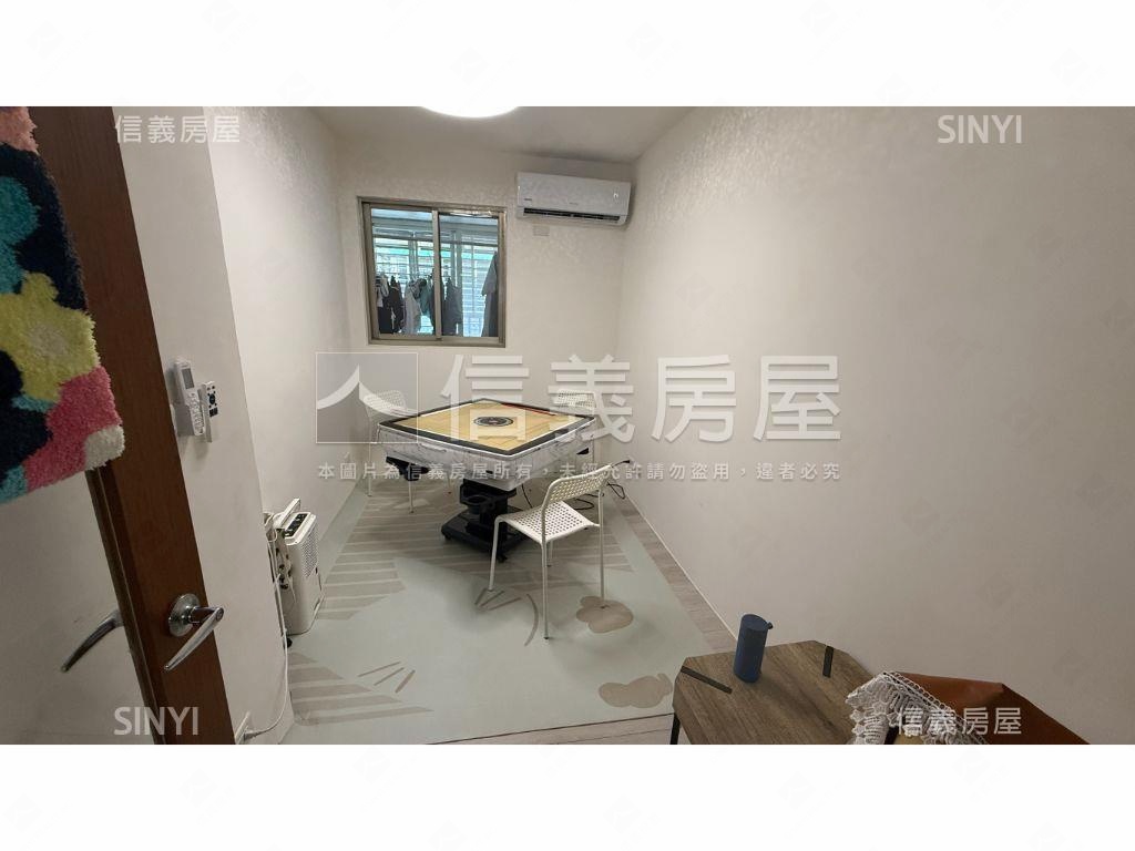 榮星花園低總裝潢美寓房屋室內格局與周邊環境