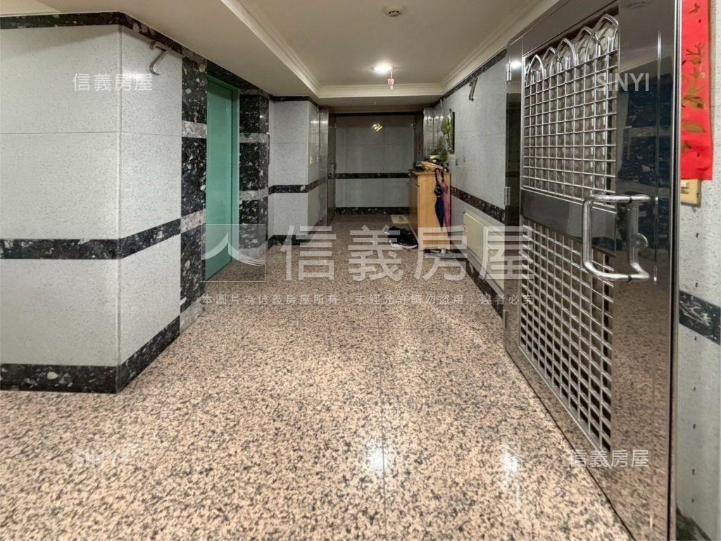 雙捷運公園採光美套房房屋室內格局與周邊環境