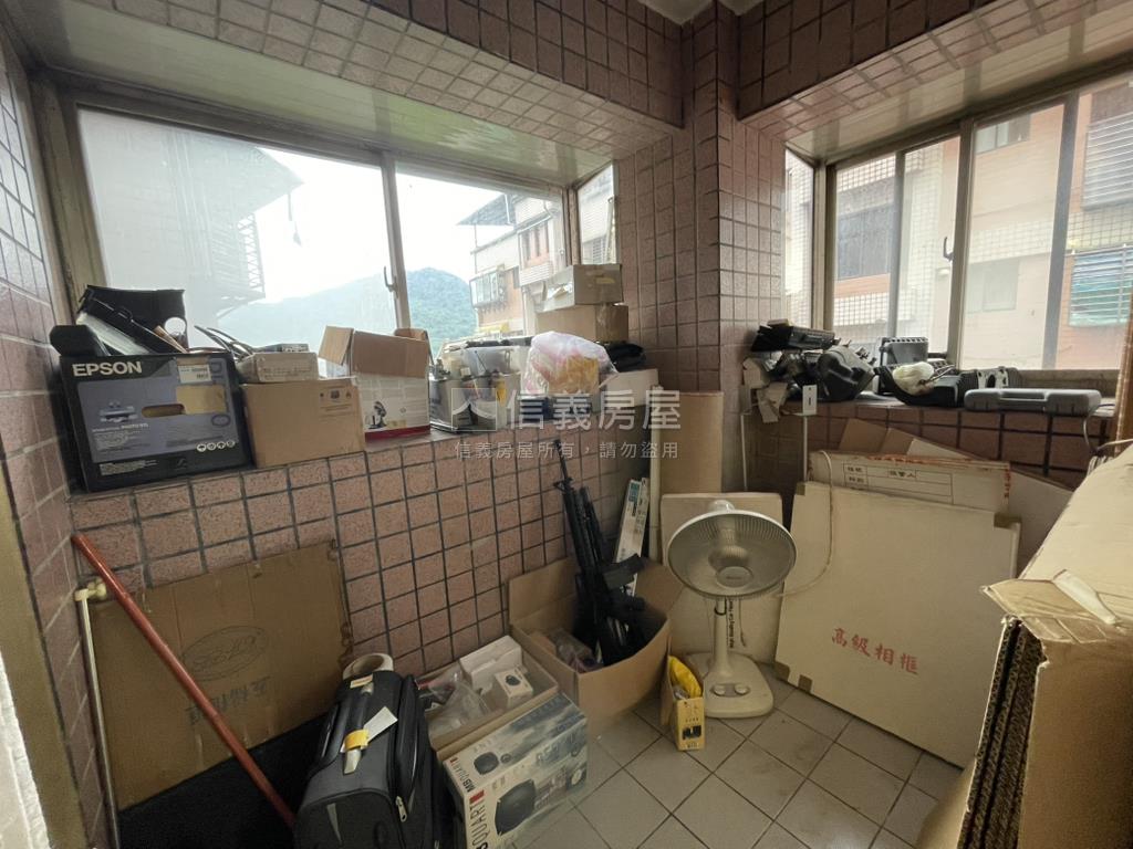 翠谷大空間＋車位房屋室內格局與周邊環境