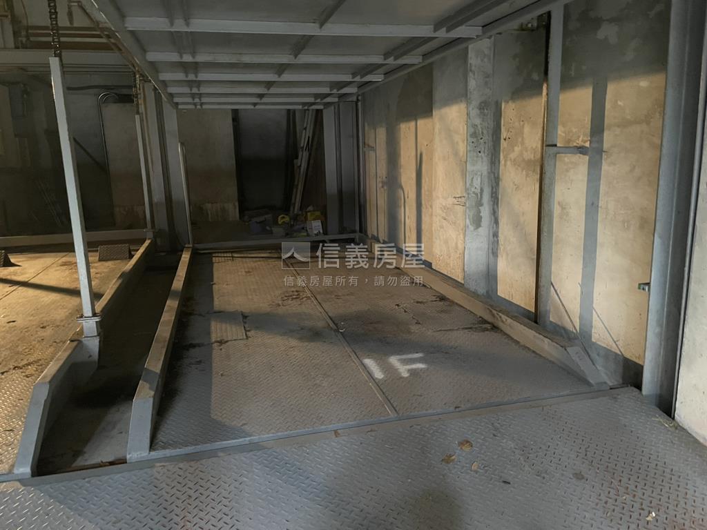 翠谷大空間＋車位房屋室內格局與周邊環境