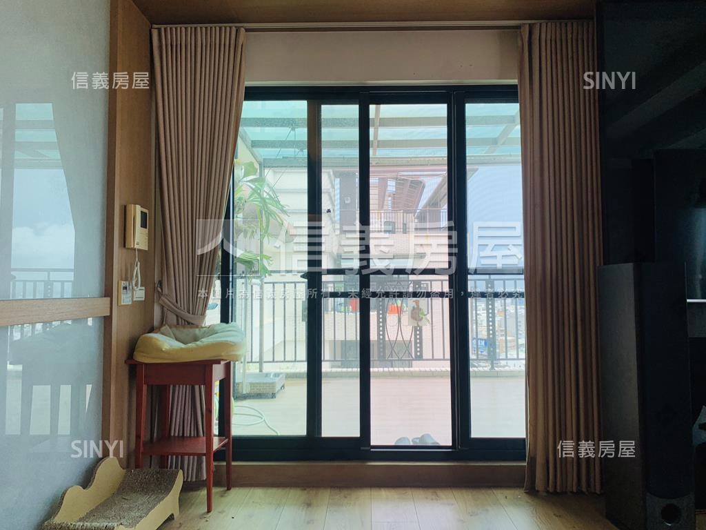 層峰帝標三房平車房屋室內格局與周邊環境